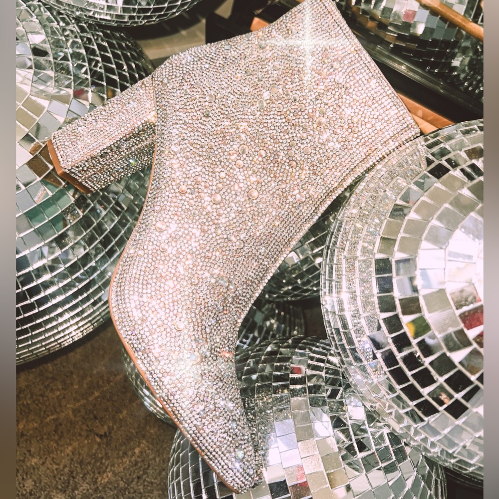 Betsey Johnson Cady rhinestone booties size 8